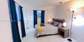 200 SW 11th St Gallery 11