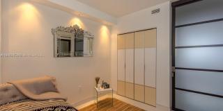 19390 Collins Ave Gallery 23