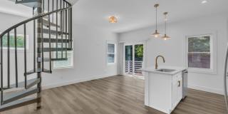 *Modern Construction Luxury Townhome - Downtown Raleigh* Gallery 25