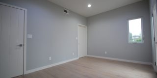 648 N Serrano Ave Gallery 17