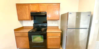 Charming 3-Bedroom Cul-de-Sac Home with Fenced Yard & Garage! Gallery 17