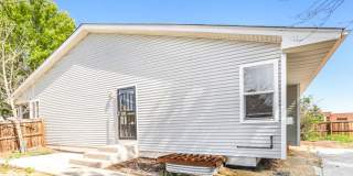 Charming 3bd/2ba Single-Level Home with Spacious Yard - FREE iPad or 55” TV if moved in by 5/15! Gallery 16