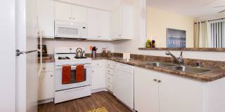 Avila Apartment Homes Gallery 12