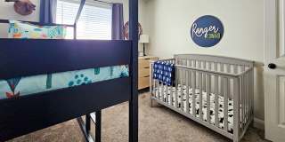 Summerfield Townhome Gallery 16