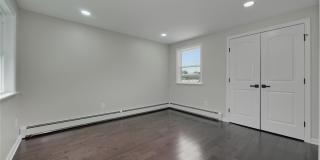 120 Maple Avenue Gallery 8