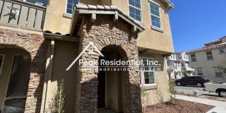 Newer 3bd/2.5ba North Natomas Townhouse with 2 Car Garage! Gallery 3