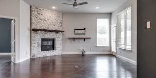 3521 Camden Court Gallery 13