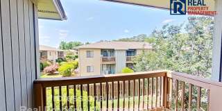 Beautiful Upper-Level Condo with Convenient Mid-Town Location Gallery 9