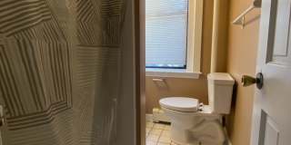 Large 4 bed in Allston Gallery 5