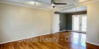 633 White St Gallery 8