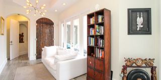 ** LUXURY MODERN ZEN RETREAT IN NAPLES PARK ** WALK TO THE BEACH **   4BR/4BA PRIVATE POOL & SPA FULLY REMODELED ** MERCATO **OFFERED FURNISHED SEASONALLY, WEEKLY OR ANNUALLY ** NO HOA PROCESS SO MOVE IN TODAY ** READY FOR A TENANT ** Gallery 55