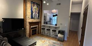 602 Lockhart Street Gallery 1