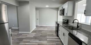 3 Bedroom Beautifully updated Ranch Gallery 13