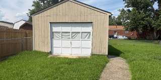 Freshly Updated Rancher w/ Detached Garage!! Gallery 16