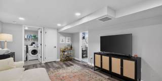 Spacious 4BR House in Denver Gallery 25