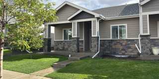 3 BEDROOM, 2 BATHROOM, SINGLE FAMILY HOME WITH A 2 CAR ATTACHED GARAGE Gallery 1