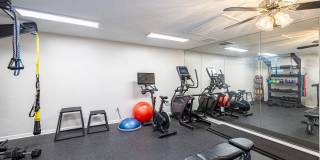 Hawk Ridge Apartments Gallery 17