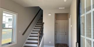 431 Lincoln Street Gallery 14