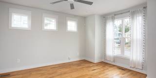 Downtown Durham Oasis! - Three Bedroom Home With Truly Unique Entire Top Floor Primary Suite Gallery 20