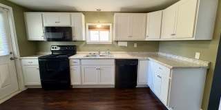 4 Bedroom 2 Bathroom in Harrisburg! Gallery 12