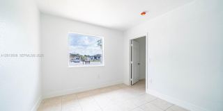 705 NW 13th Ter Gallery 20