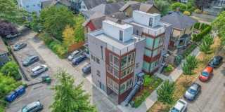 2409 East Thomas Street Gallery 39