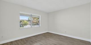 Pierce Beach Premier Apartments at Woodland Condominium Gallery 11