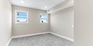 Parkside Haven: Contemporary 2-Bedroom Row Home Near Patterson Park Gallery 28