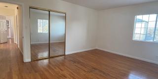 221 North Commonwealth Avenue Gallery 14