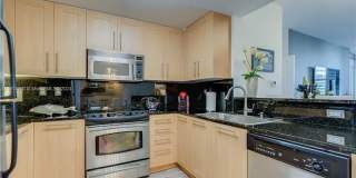 511 Southeast 5th Avenue Gallery 6