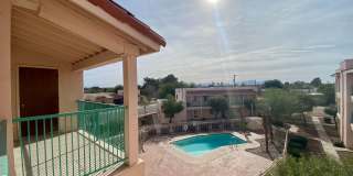 Drexel Plaza Gallery 17