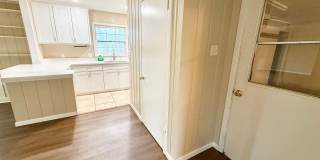 3-bed/2-bath with two living spaces! Gallery 24