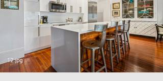 528 Baronne St Gallery 8
