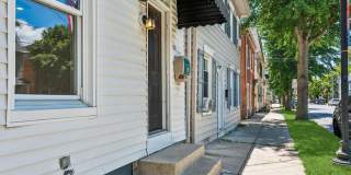 92 PENNSYLVANIA Avenue Gallery 1