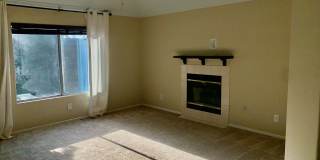 Beautifully Updated 4/2.5 near Woodward Park Gallery 18