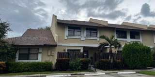 310 SW 96th Ter 310 SW 96th Ter Gallery 1