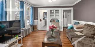 Great 3 Bed (1st Fl Duplex) Close to Green Line and Bus Stop Gallery 31