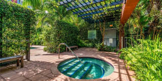 1749 NE Miami Ct Gallery 11
