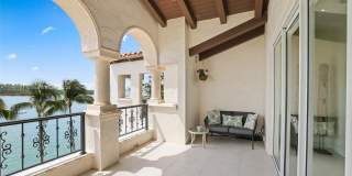 2442 Fisher Island Dr Gallery 39