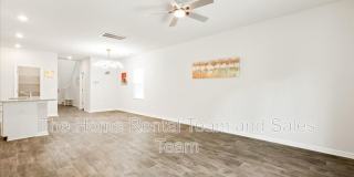 142 Bottlebrush Drive Gallery 7