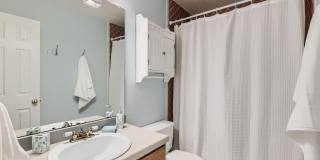 Stunning 4 BDR Fully Furnished Home in Broomfield Gallery 19