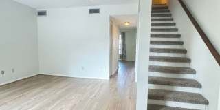 Unfurnished Townhouse Near Downtown Sarasota Gallery 16