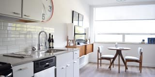 Interstate Gallery 26