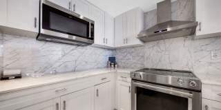 5838 Collins Avenue Gallery 6