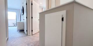 Beautifully Furnished 2 Bed/2.5 Bath Townhome in the Desirable Woodlands of La Jolla Gallery 24