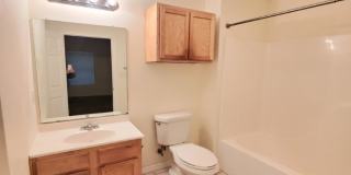 2800 McDonald Gallery 38