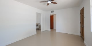 2449 East Fairmount Avenue Gallery 12