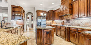 615 SENTRY HL Gallery 8