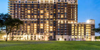 The Ivy Park Place Gallery 38