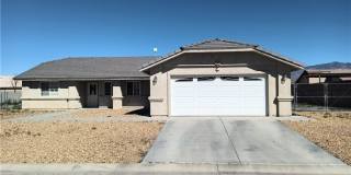 546 Elsie Lane Gallery 1